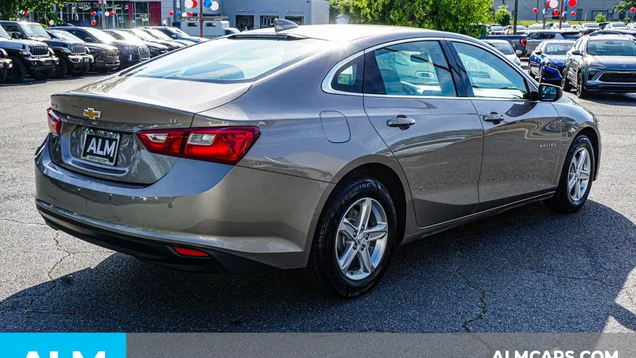 2024 Chevrolet Malibu LT