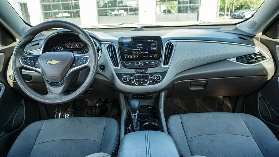 2024 Chevrolet Malibu LT