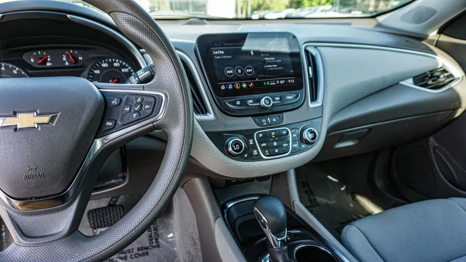 2024 Chevrolet Malibu LT