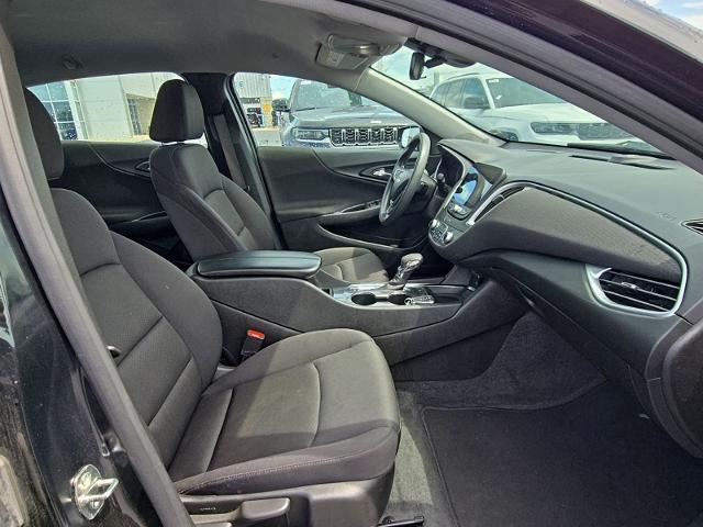 2024 Chevrolet Malibu - $17,410