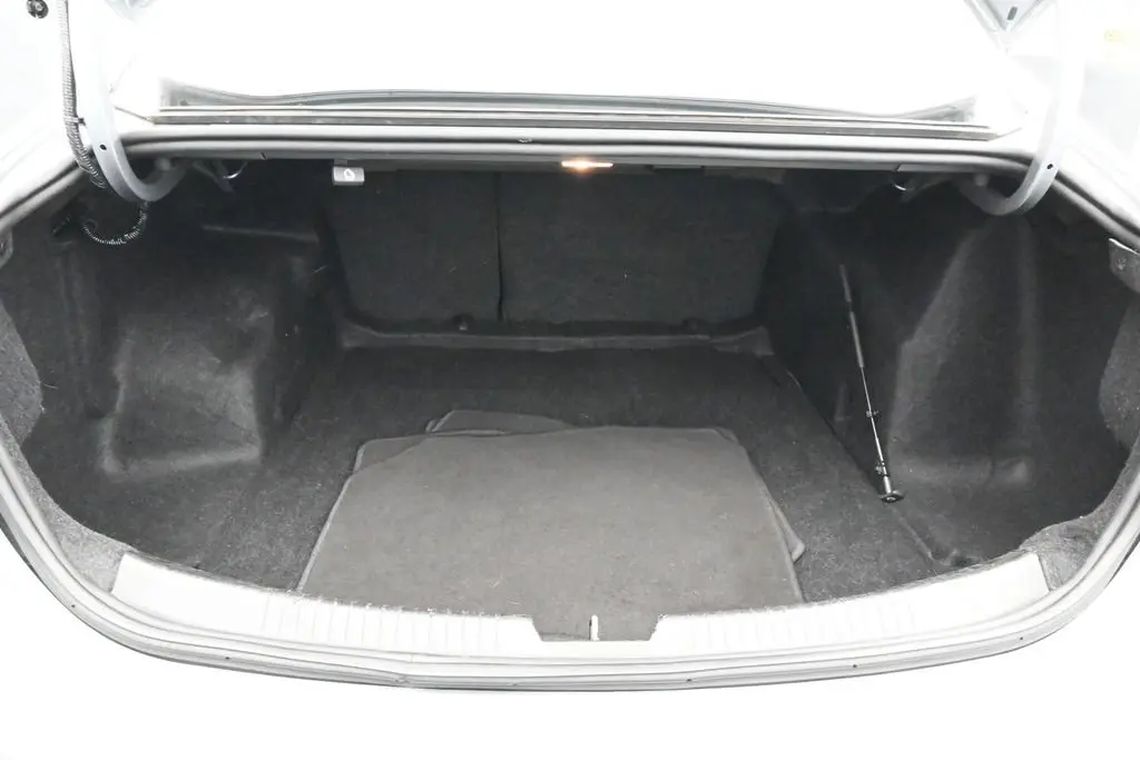 2024 Chevrolet Malibu - $14,981