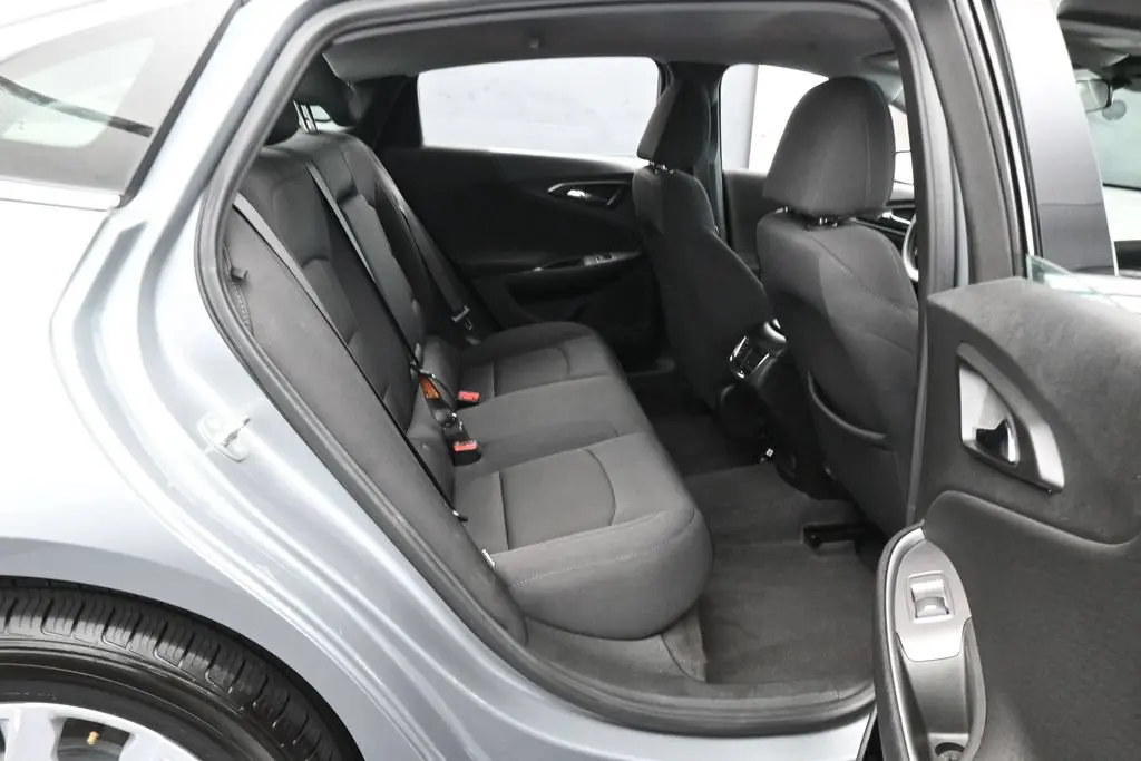 2024 Chevrolet Malibu - $14,981