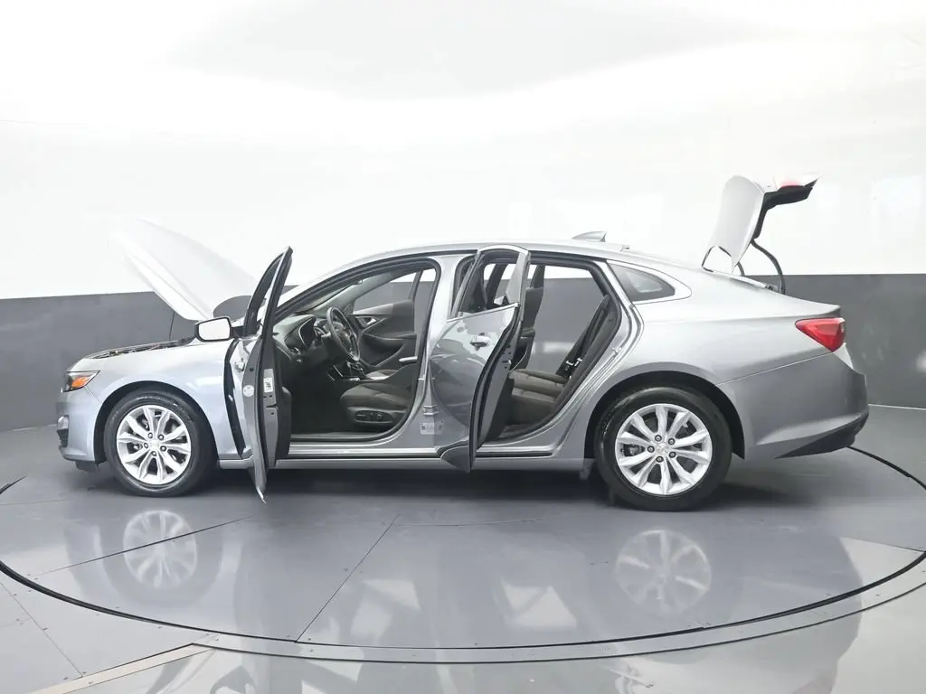 2024 Chevrolet Malibu - $14,981