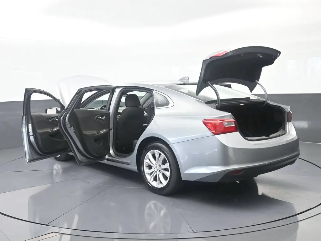 2024 Chevrolet Malibu - $14,981