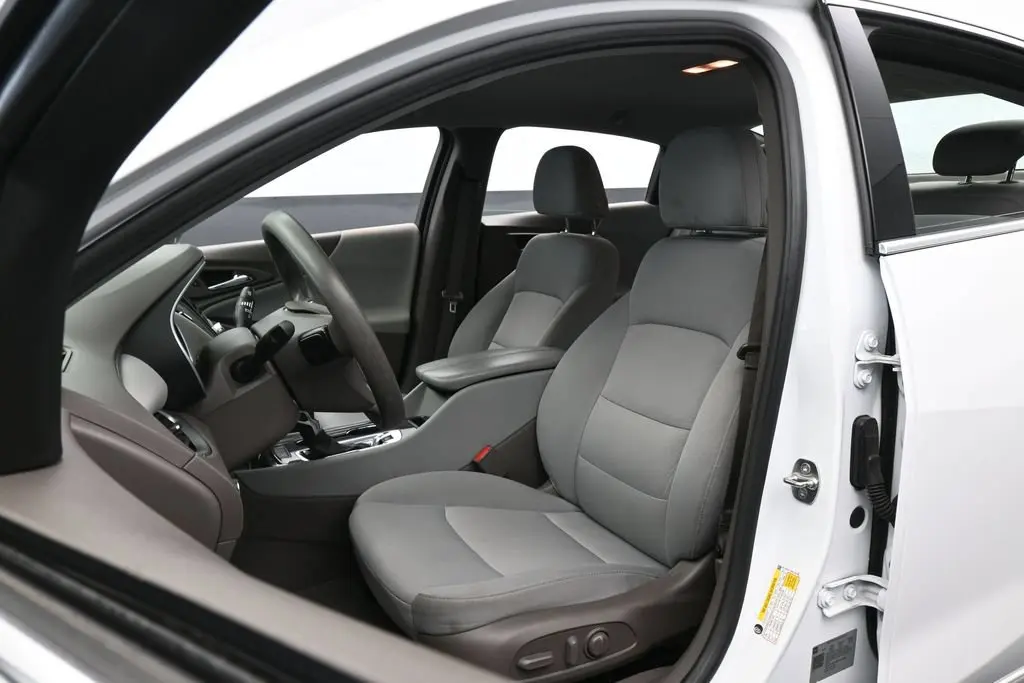 2024 Chevrolet Malibu - $14,188