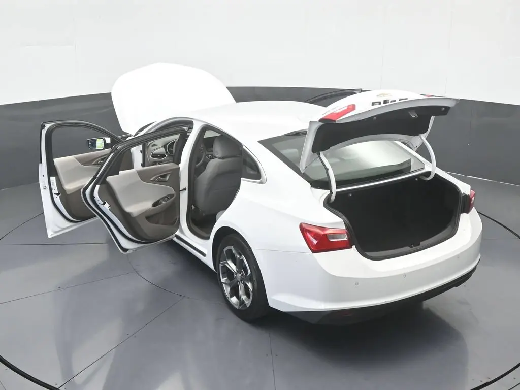 2024 Chevrolet Malibu - $14,188