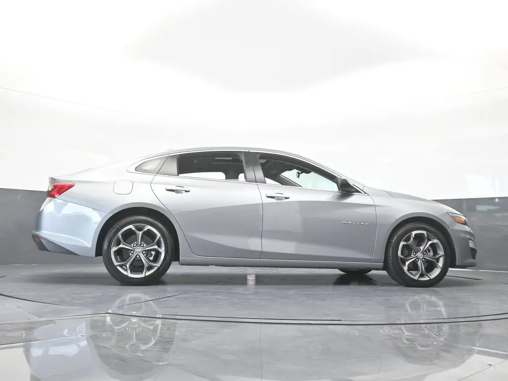 2024 Chevrolet Malibu - $15,041