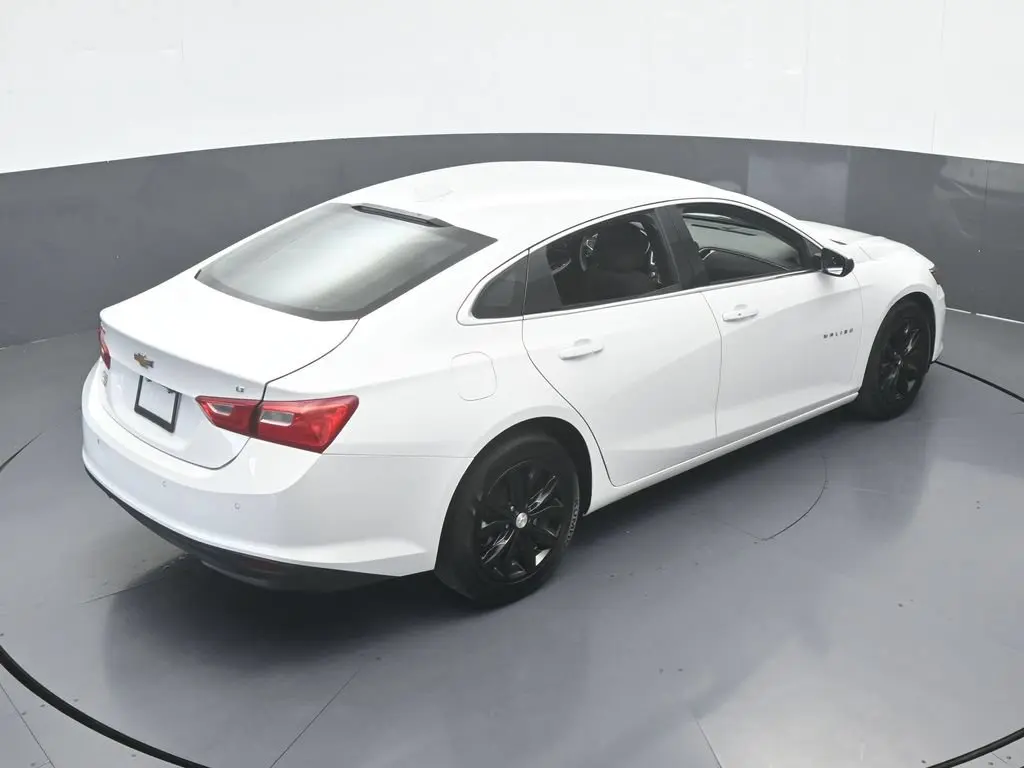 2024 Chevrolet Malibu - $13,734