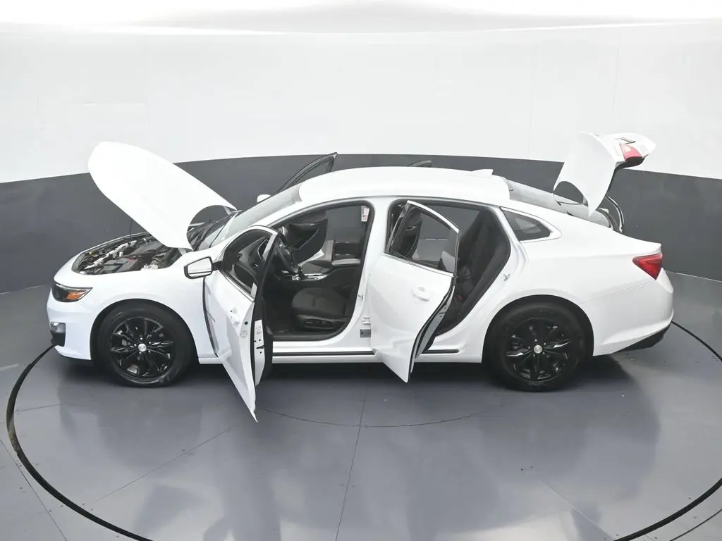 2024 Chevrolet Malibu - $13,734