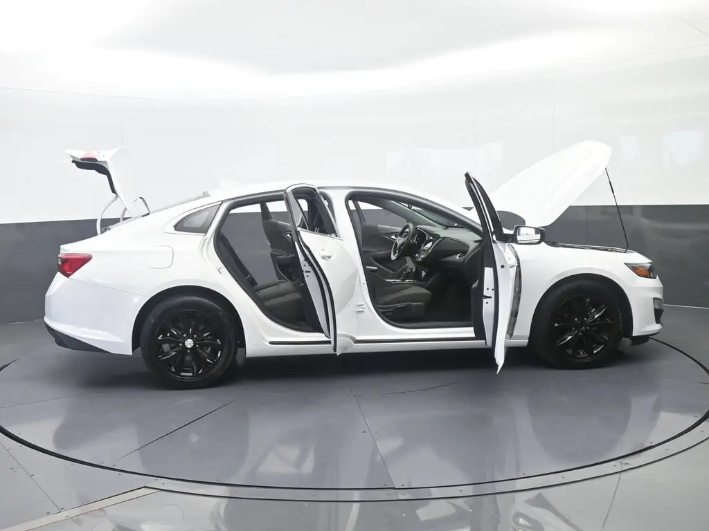 2024 Chevrolet Malibu - $13,734