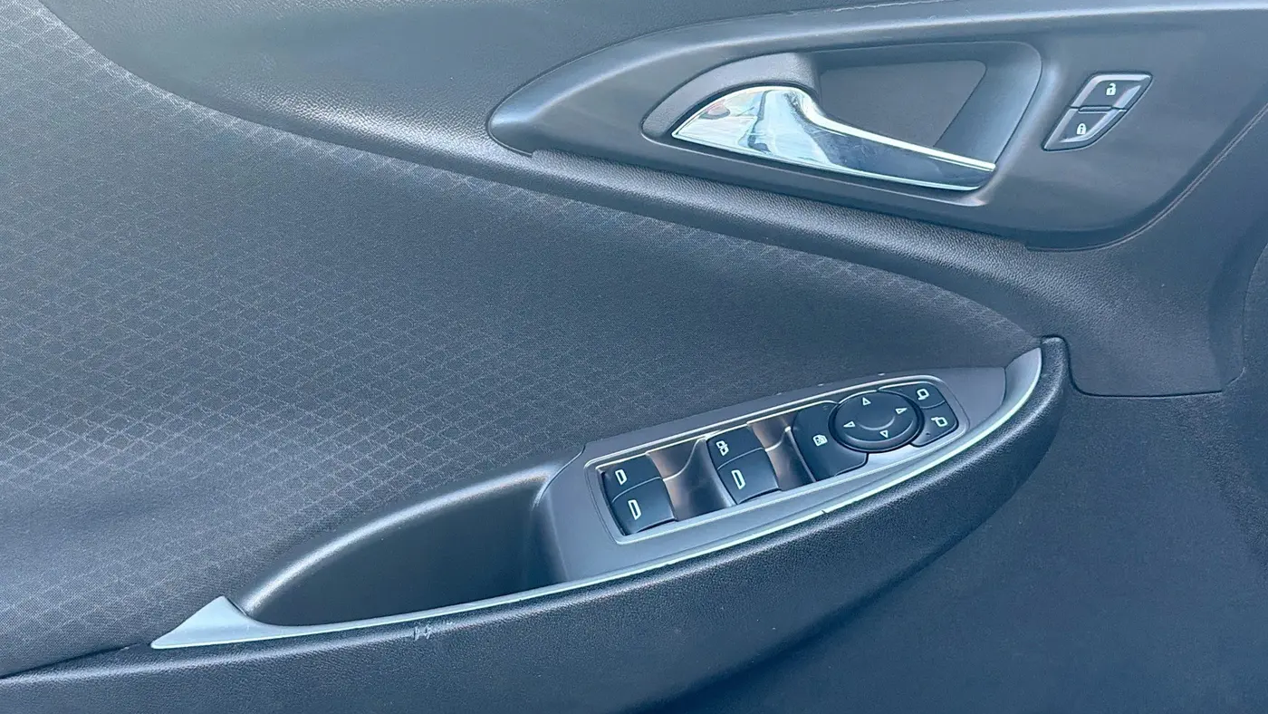 2025 Chevrolet Malibu LT