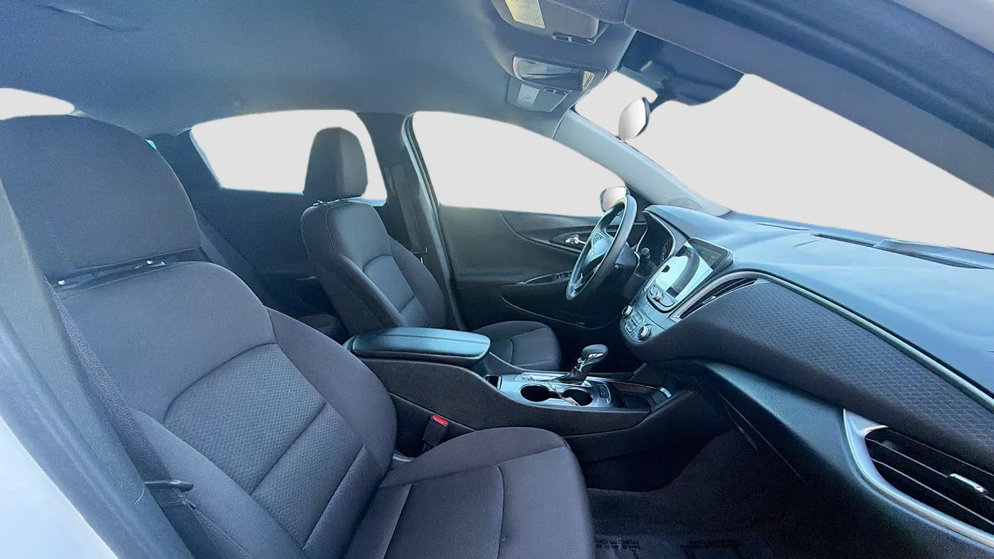 2025 Chevrolet Malibu LT