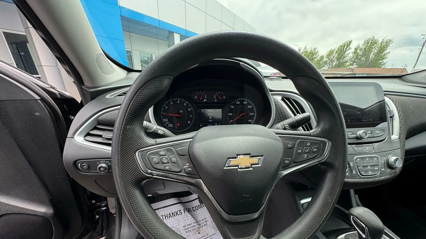 2025 Chevrolet Malibu LT