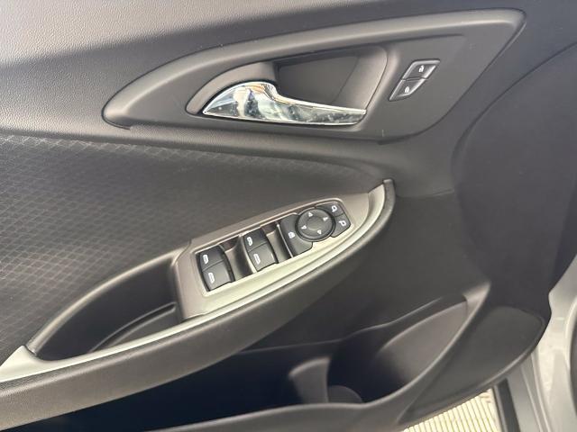 2025 Chevrolet Malibu - $20,338
