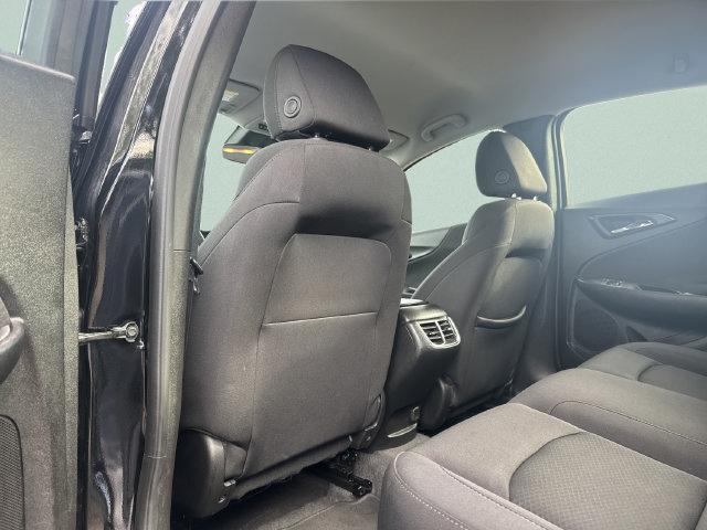 2025 Chevrolet Malibu - $17,985