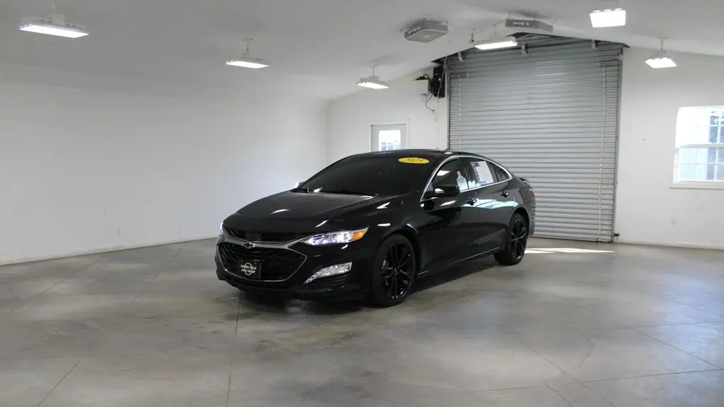 2025 Chevrolet Malibu LT