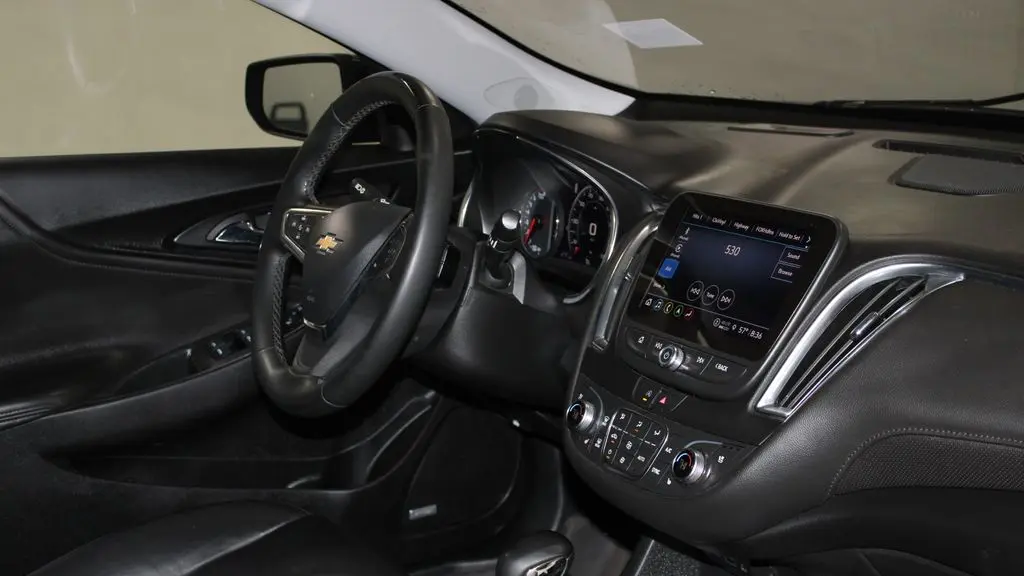 2025 Chevrolet Malibu LT