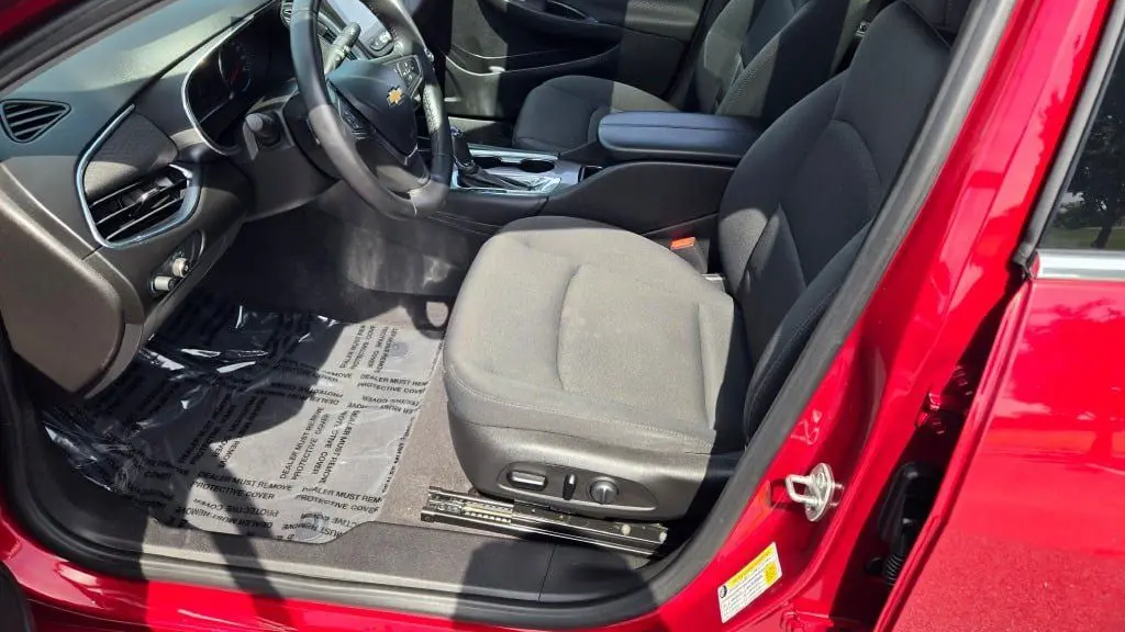 2017 Chevrolet Malibu LT