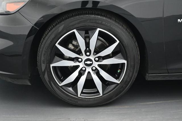 2017 Chevrolet Malibu - $13,685