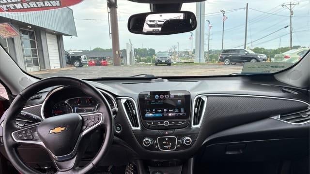 2017 Chevrolet Malibu LT