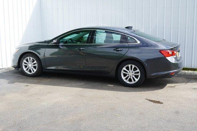 2017 Chevrolet Malibu - $9,500