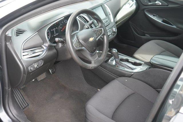 2017 Chevrolet Malibu - $9,500