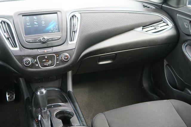 2017 Chevrolet Malibu - $9,500