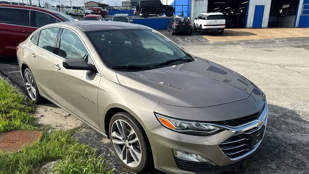 2024 Chevrolet Malibu LT