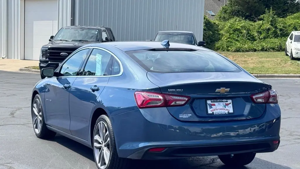 2024 Chevrolet Malibu LT