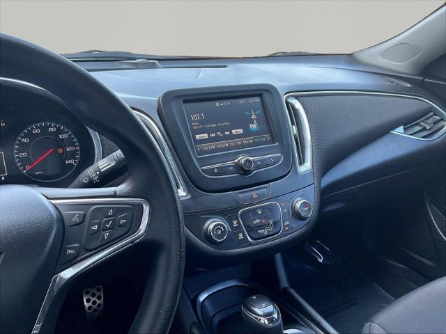 2017 Chevrolet Malibu - $11,057