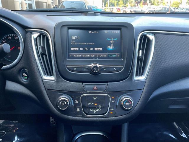 2017 Chevrolet Malibu - $11,057