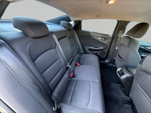 2017 Chevrolet Malibu - $11,057