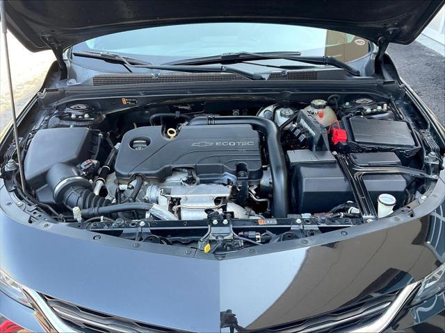 2017 Chevrolet Malibu - $11,057