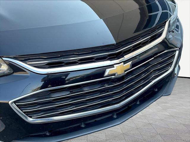 2017 Chevrolet Malibu - $11,057