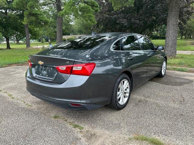 2017 Chevrolet Malibu - $9,000