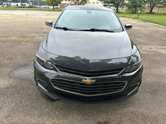 2017 Chevrolet Malibu - $9,000