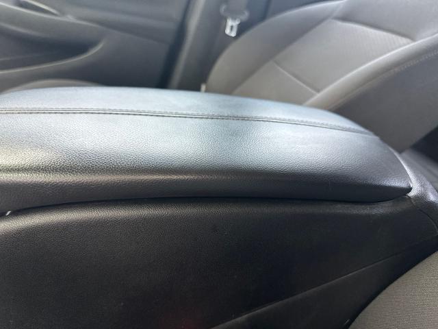 2017 Chevrolet Malibu - $9,000