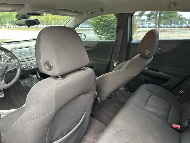2017 Chevrolet Malibu - $9,000