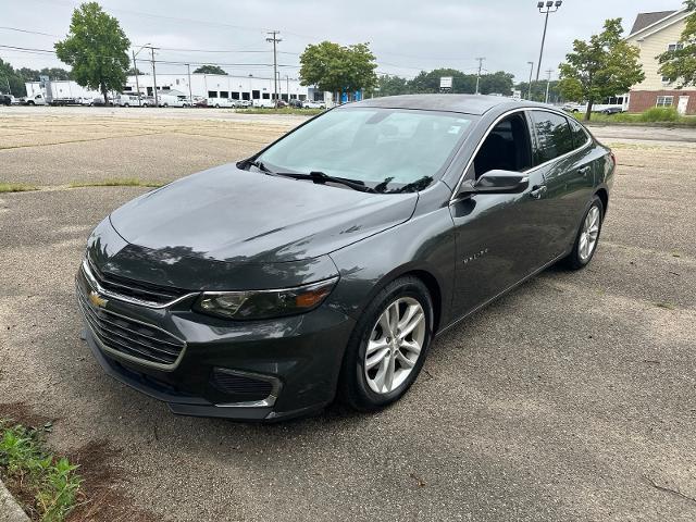 2017 Chevrolet Malibu - $9,000