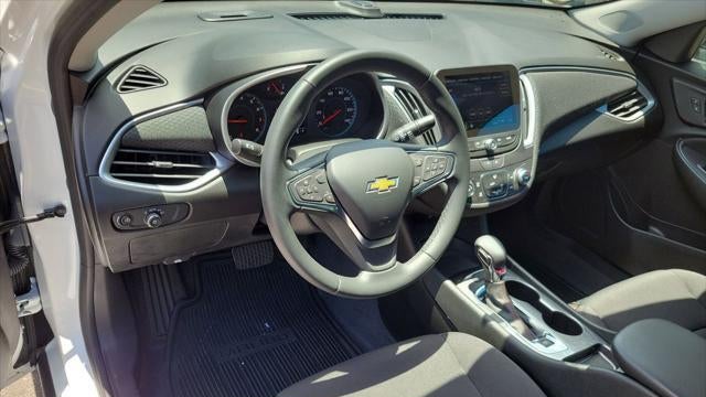 2023 Chevrolet Malibu RS