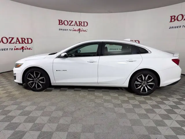 2021 Chevrolet Malibu - $17,000