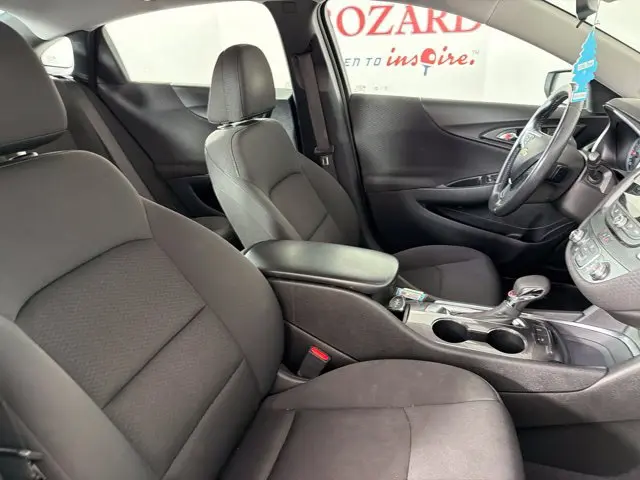 2021 Chevrolet Malibu - $17,000