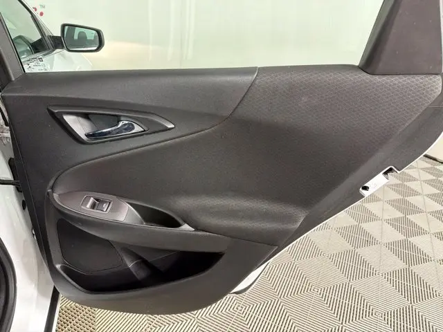 2021 Chevrolet Malibu - $17,000