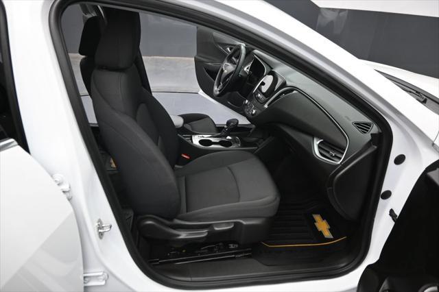 2023 Chevrolet Malibu - $18,251