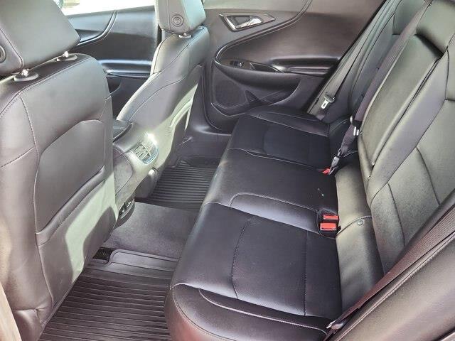2017 Chevrolet Malibu - $17,901
