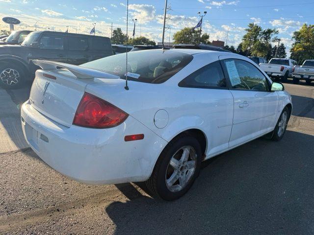 2009 Pontiac G5 - $5,500