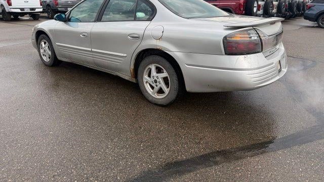2004 Pontiac Bonneville SE
