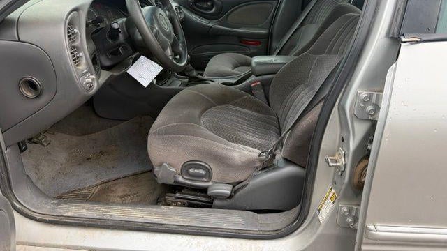 2004 Pontiac Bonneville SE