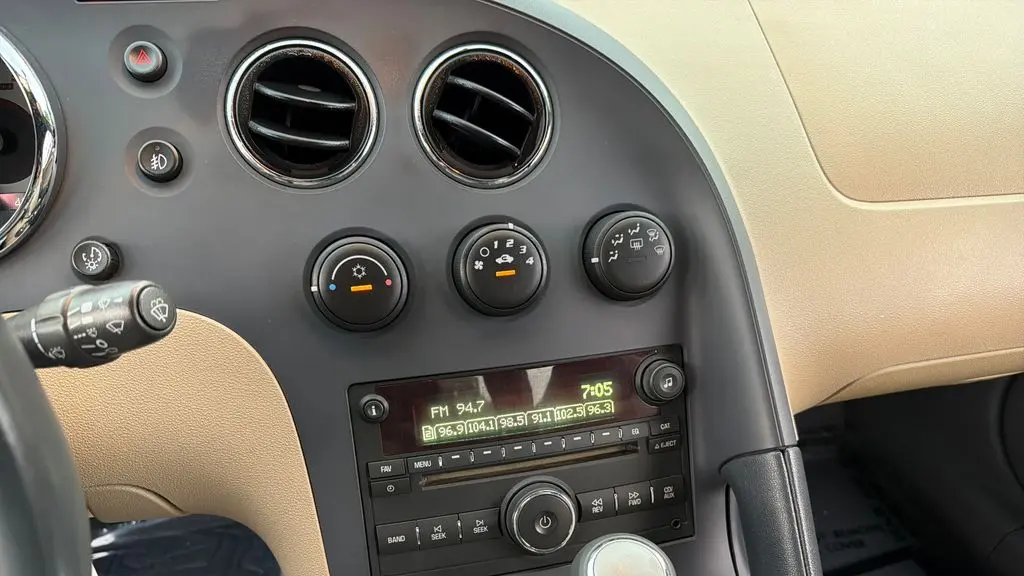 2006 Pontiac Solstice Base