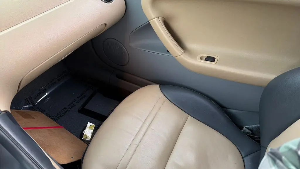 2006 Pontiac Solstice Base